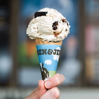 B&J 4,5L CHERRY GARCIA [2 Ud/Caja] [Vta. Caja]