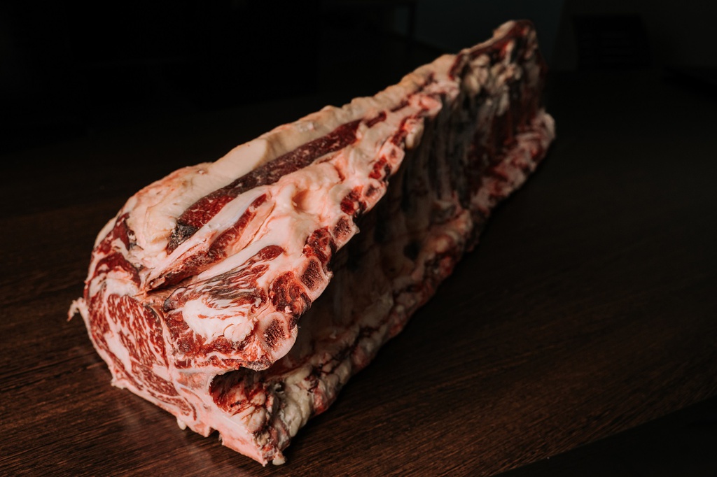 Vaca 8 Costillas Selección 13+ Fresco Behiki